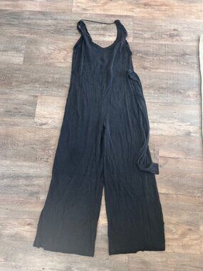 Lululemon Black Wide Leg Jumpsuit – Size 2